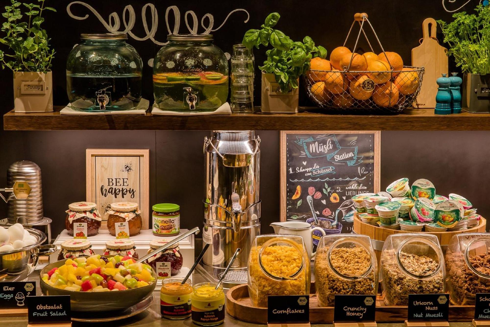 Motel One Ахен Экстерьер фото